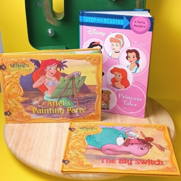 Disney Other - Disney Princess Tales Storybook Little Mermaid Treasure Chest Book Set